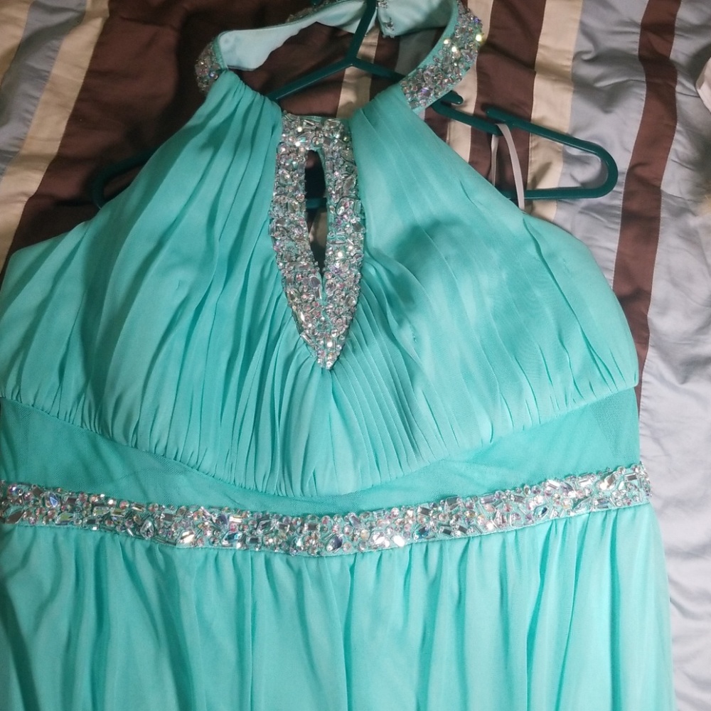 turqoise prom dress